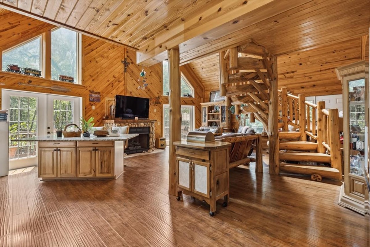 A rare spring cabin along 'Florida's best tubing river' is now on the market